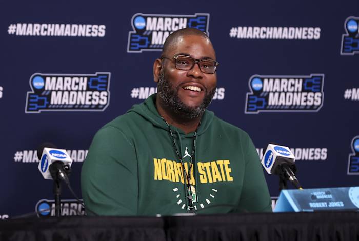 Coach Robert Jones